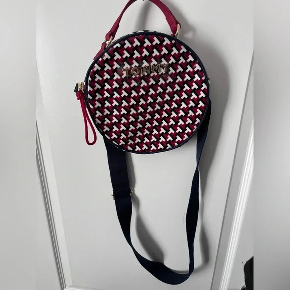 Tommy Hilfiger | Circular  Crossbody Bag - Picture 3 of 9